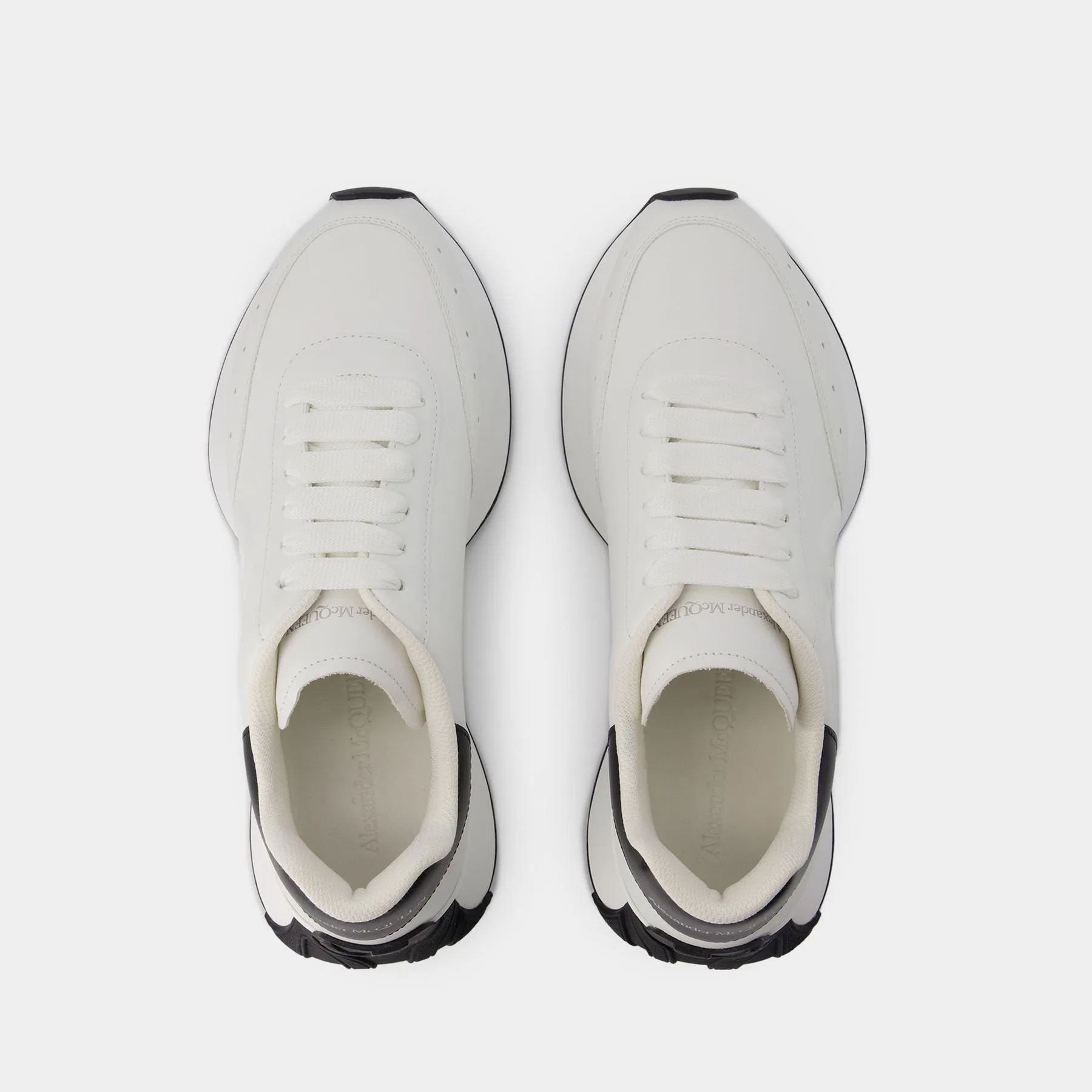 Alexander McQueen  Sprint Runner Sneakers - Alexander McQueen - Leather - White/Black