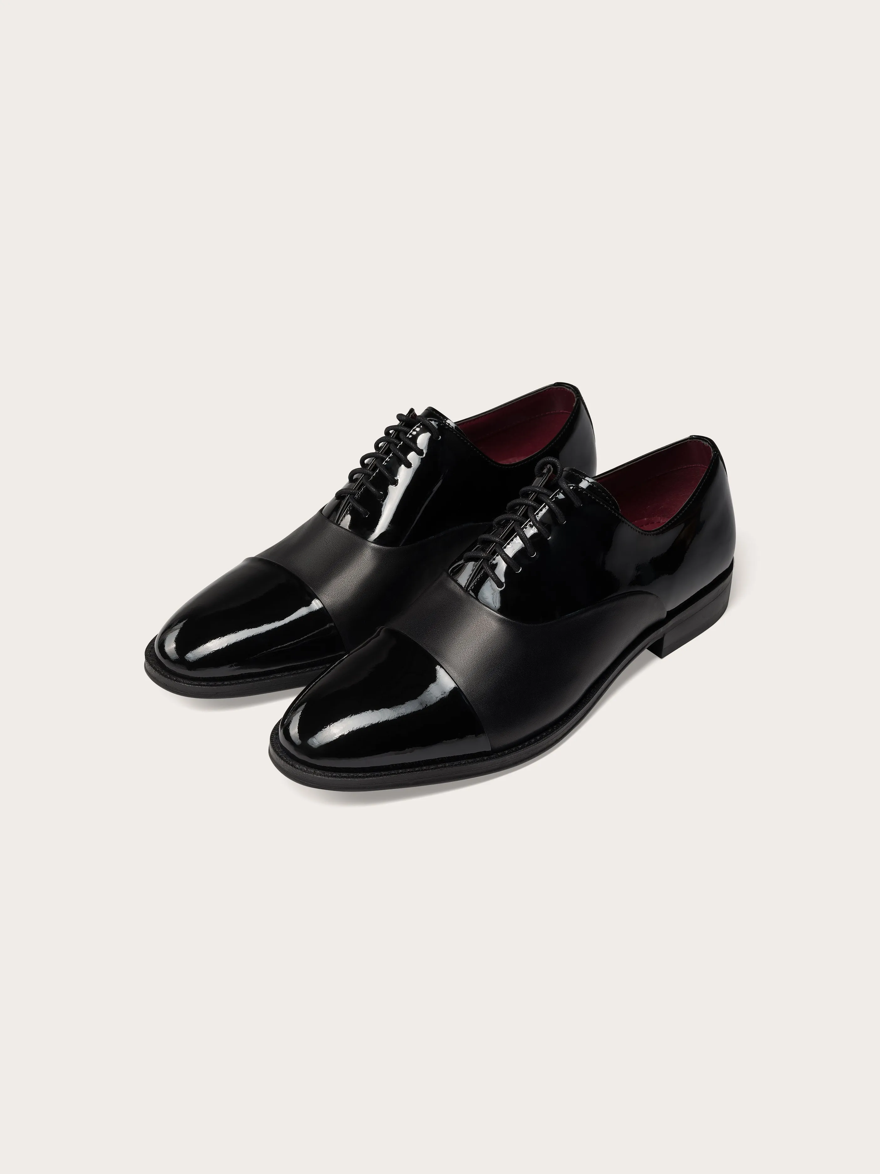 Cap Toe Shoes in Patent/Calf