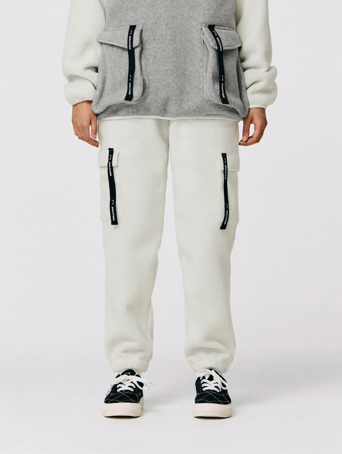 LOGO TAPE FLEECE CARGO JOGGER-IVORY