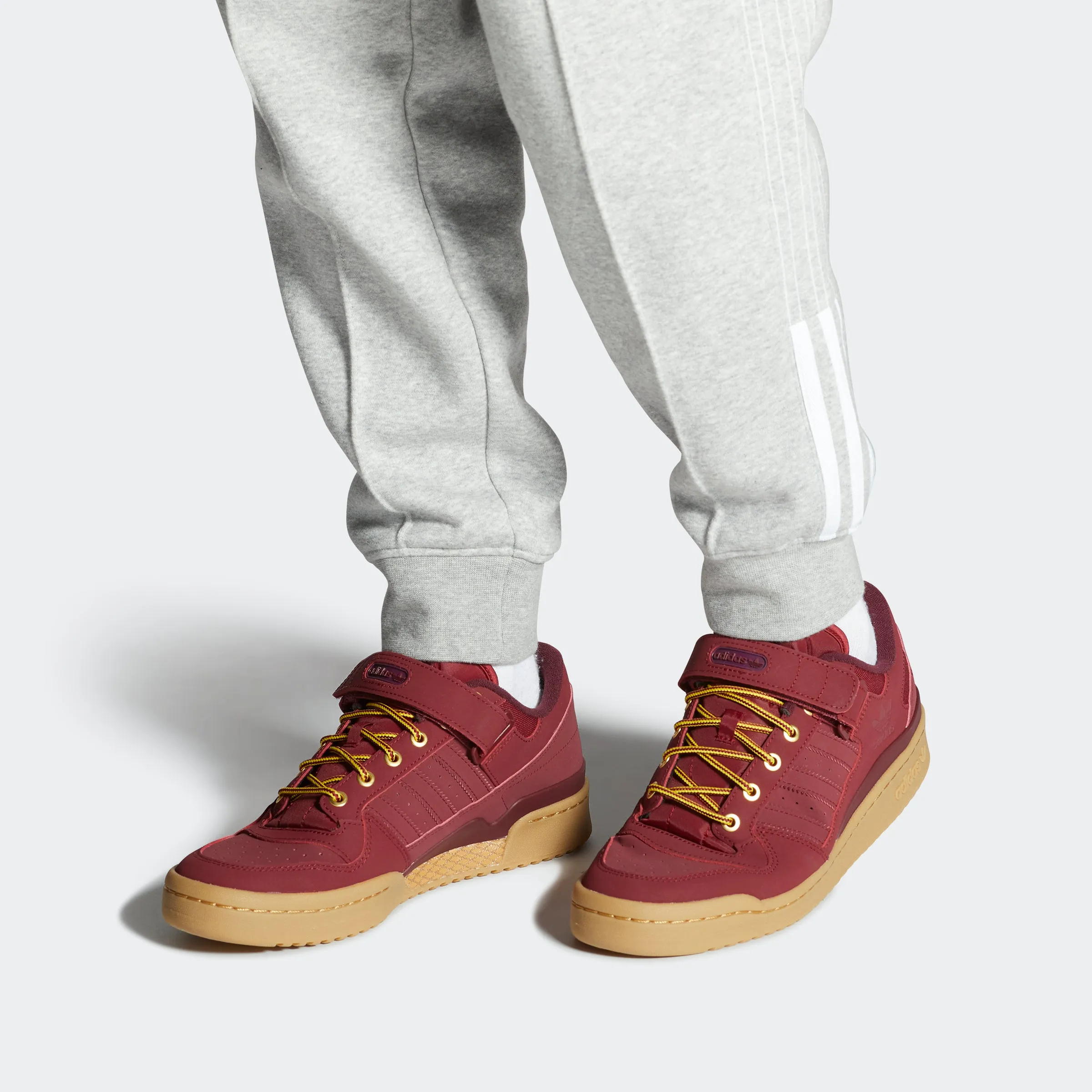 Men's adidas Originals Forum Low Shoes Burgundy