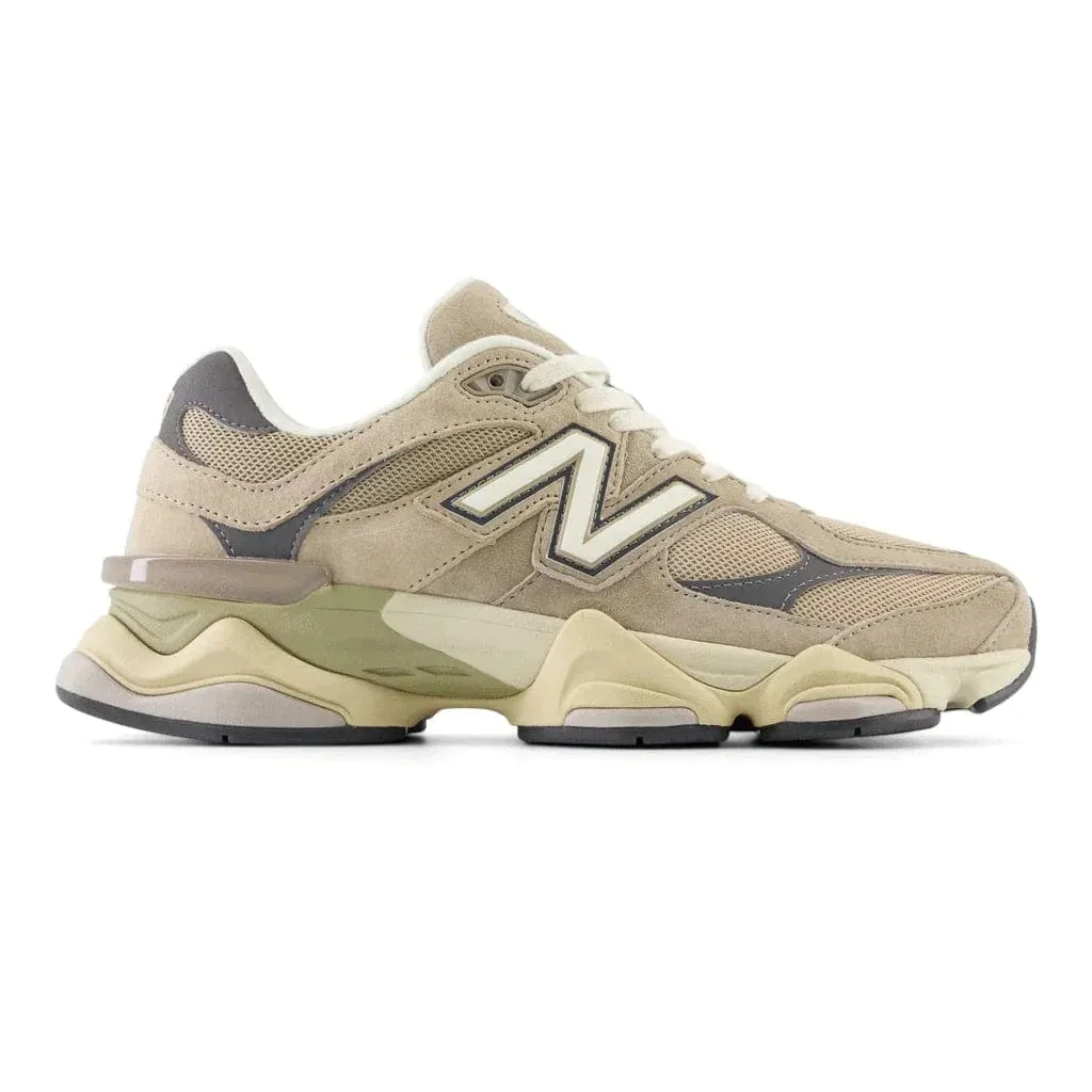 New Balance 9060 Driftwood Castlerock