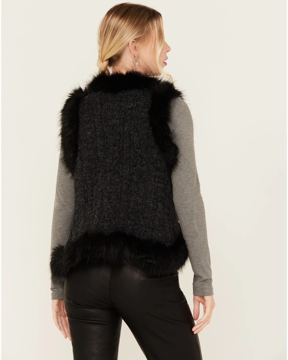 Product Name:  Shyanne Women's Cable Knit Vest