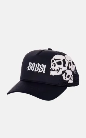 Skull Trucker Hat Black / White