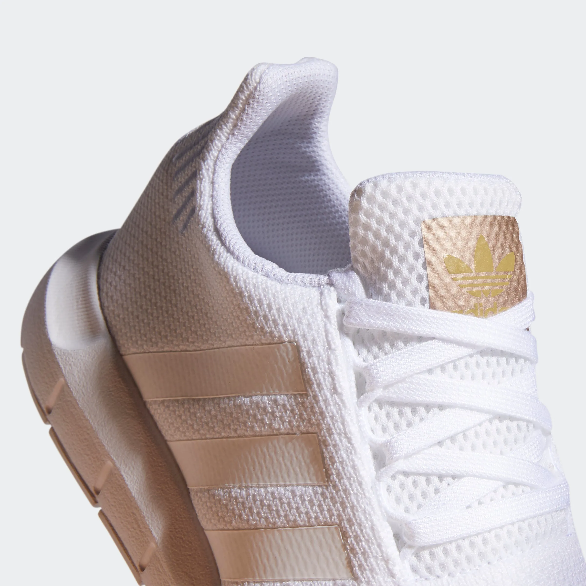 Women's adidas Originals Swift Run Shoes White