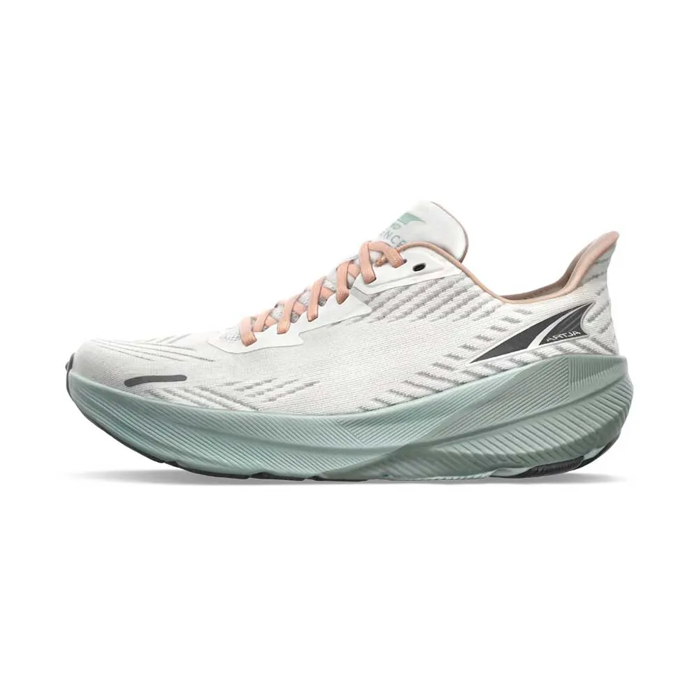 Women's AltraFWD Experience Running Shoe - White - Regular (B)