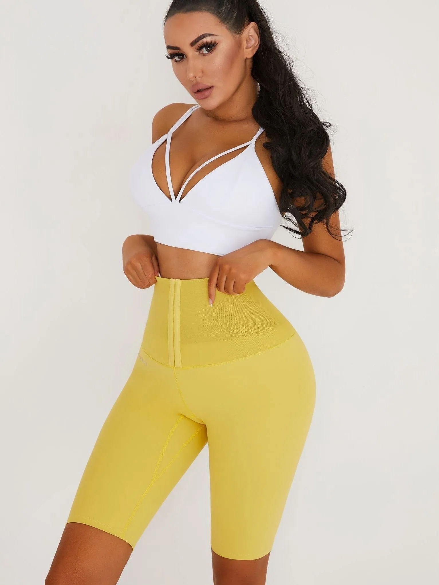 ZASUWA Female High-waist Hip-lifting Yoga Short Tracksuit